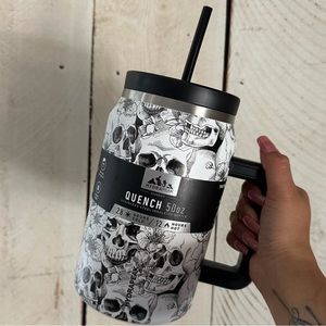 Hydrapeak Quench 50 Oz Skeleton Skulls Limited Edition insulated jug bottle, NEW